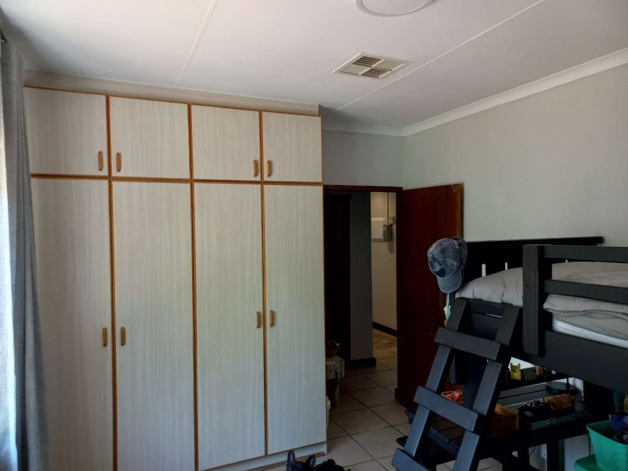 5 Bedroom Property for Sale in Keidebees Northern Cape